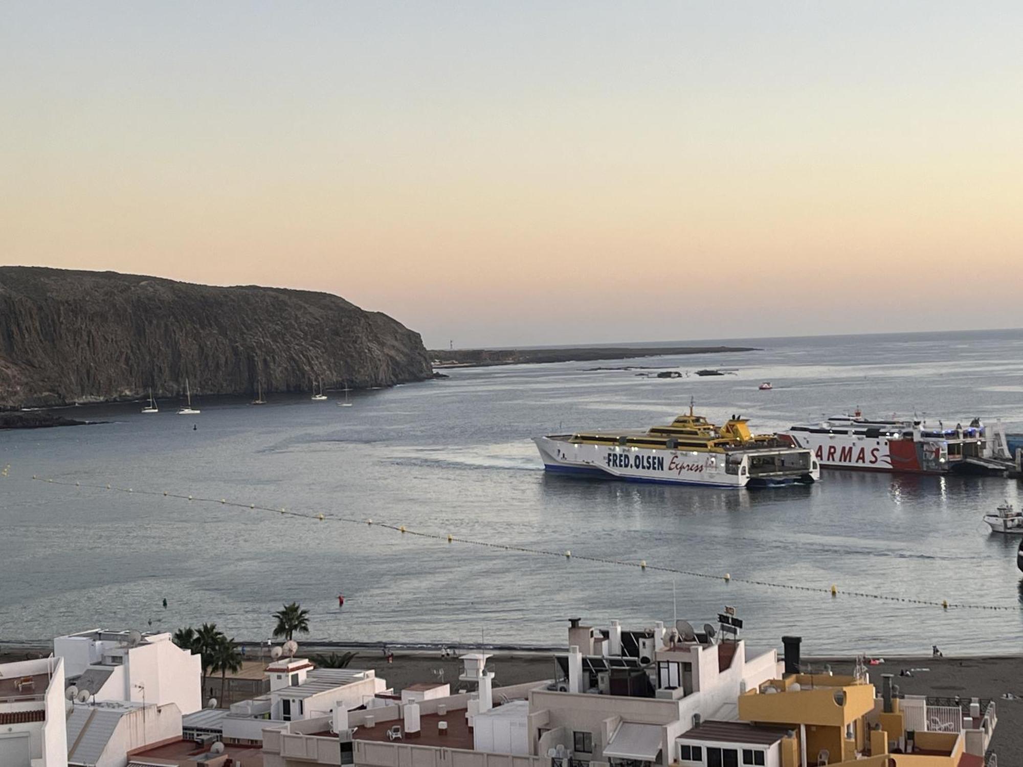 Edificio Gloria Daire Los Cristianos  Dış mekan fotoğraf
